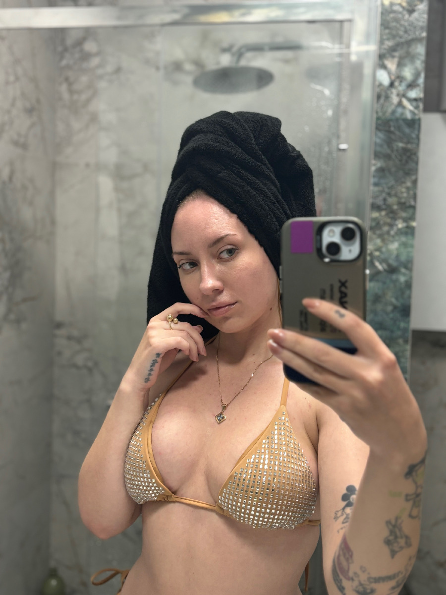 Nude girl KateV in Vienna